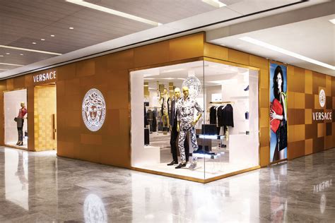 Versace Singapore Paragon 